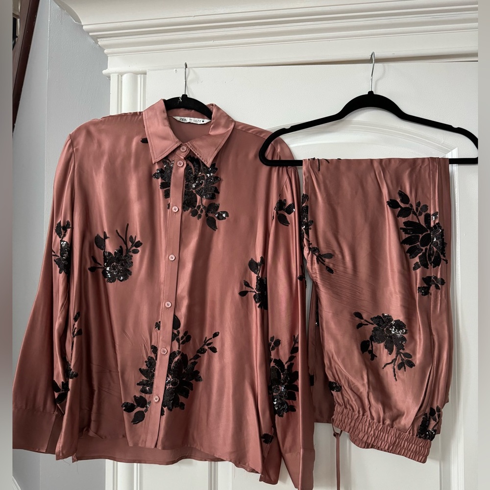 Beautiful sequin set from Zara. Tops a size M and bottom is a size S.